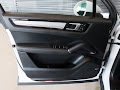 2023 Porsche Cayenne Platinum Edition E-Hybrid
