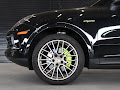 2023 Porsche Cayenne Platinum Edition E-Hybrid