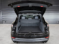 2023 Porsche Cayenne Platinum Edition E-Hybrid