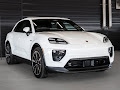 2025 Porsche Macan Electric 4S