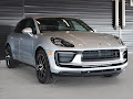 2022 Porsche Macan