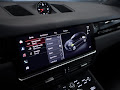 2023 Porsche Cayenne Platinum Edition E-Hybrid