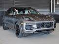 2025 Porsche Cayenne GTS